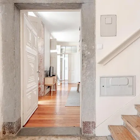 Jardim Do Tabaco - Spacious And Full Of Light 1 Bdr شقة